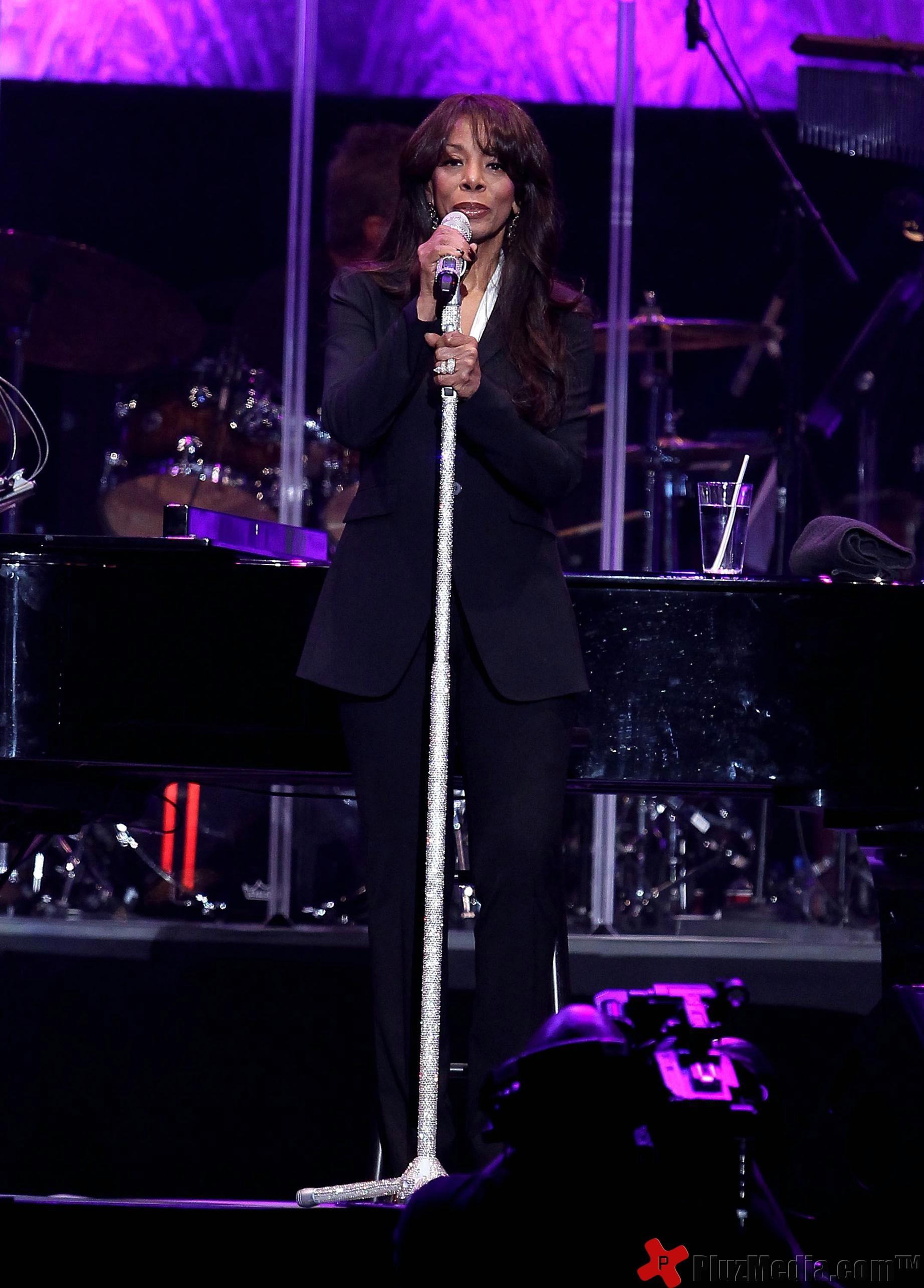 Donna Summer - David Foster and Friends in concert at Mandalay Bay Event Center | Picture 92619